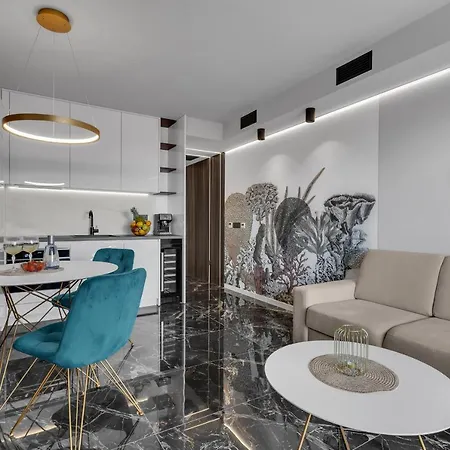 Lux Apartment Dolce Vita - Private Hottub Makarska Exterior photo