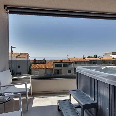 Lux Apartment Dolce Vita - Private Hottub Makarska Exterior photo